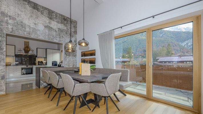 KITZIMMO-Hochwertiges Penthouse mit traumhaftem Bergblick - Immobilien St. Ulrich.