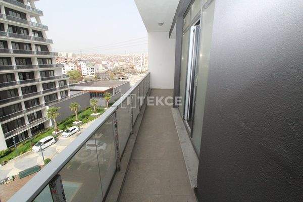 1 Bedroom Apartment in a Complex in İstanbul, Esenyurt
