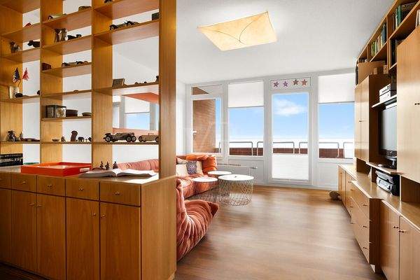 Blick ins Wohnzimmer