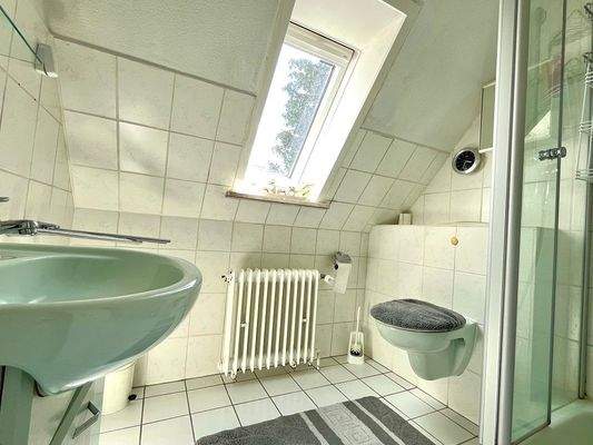 Badezimmer im OG