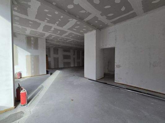 Vorderbereich mit Küchenecke