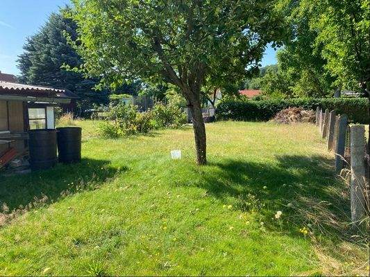 rückseitiges Grundstück