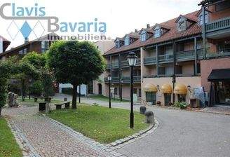 ansprechende Fassade mit Blick auf den Brunnenplatz