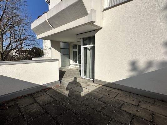 Balkon unüberdachter Bereich