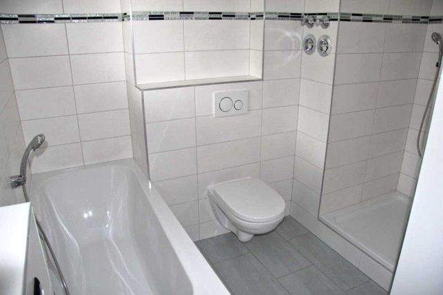 3 Zimmer-Wohnung vom Feinsten! Max. 2 Personen! - Foto 2