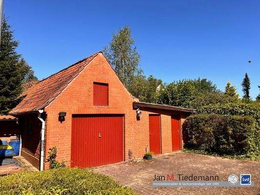 Garage und Nebengelasse