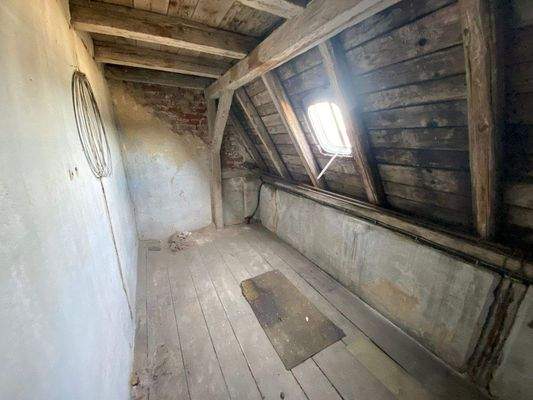 Dachgeschoss (4).jpg