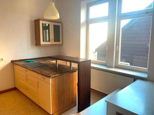 Küche mit Küchentresen 2.OG