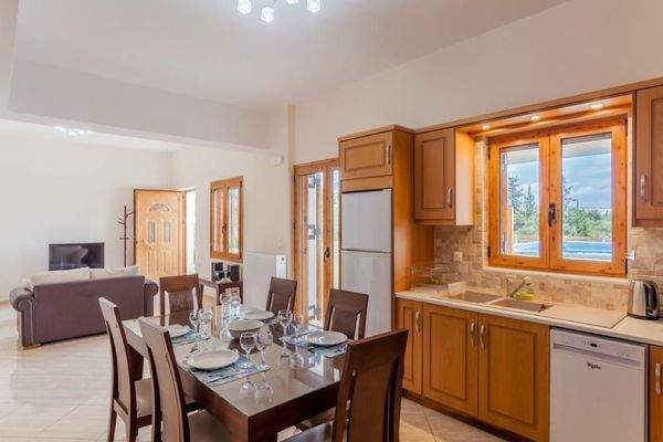 Kreta, Gavalochori: Zwei Villen und ein Studio mit einzigartigem Panoramablick auf das Meer zu verkaufen