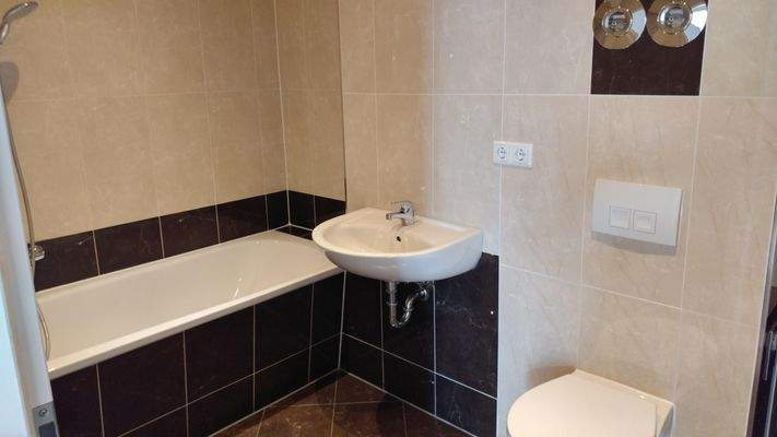 Badezimmer ( Beispiel )