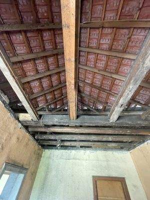 Gebälk über DG-Wohnung