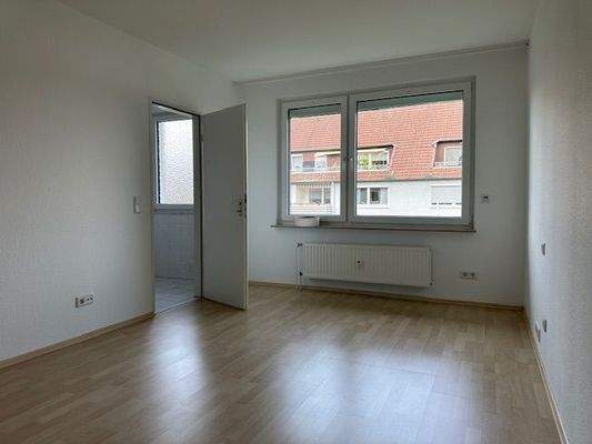 Schlafzimmer mit direkten Zugang ins Bad.jpg