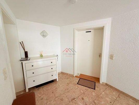 Treppenhaus - Eingang Blick 2-Zimmer Whg