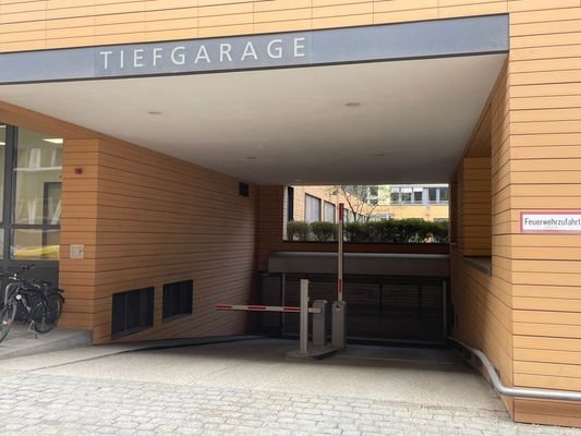 Praktische Tiefgarage
