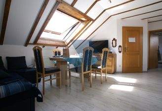 DG Küchen,-Ess-und Wohnzimmer 