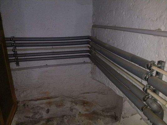 teilweise neue Leitungen