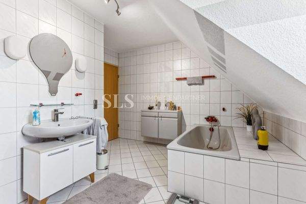 Badezimmer DG 