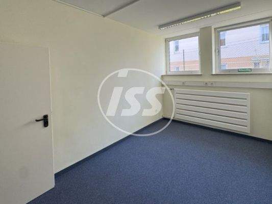 Büro 2 im Untergeschoss