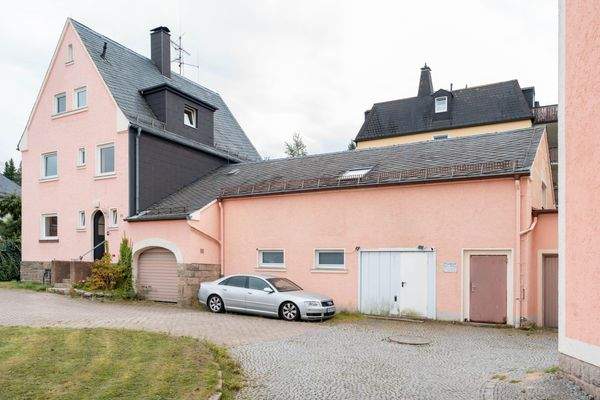 Haus A mit Garage u.Lager