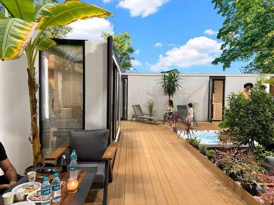 Seitenansicht (links)