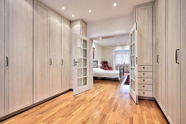 1. OG Ankleidezimmer