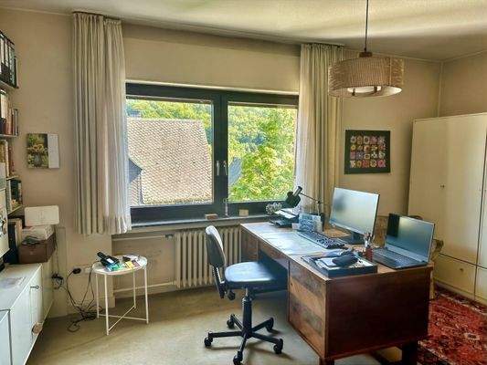 63083861_1-Zimmer im Obergeschoss.jpeg