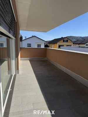 großzügige Terrasse
