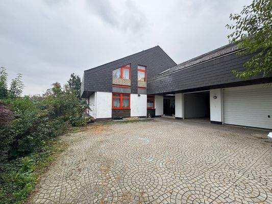 WhatsApp Image 2025-10-15 at 10.57.19(3).jpeg