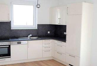 Hochwertige Einbauküche (geplante Ausführung)