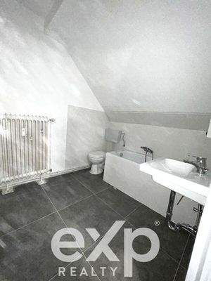 33ff9b1e-bce5-440e-a75d-4da92fc14a29