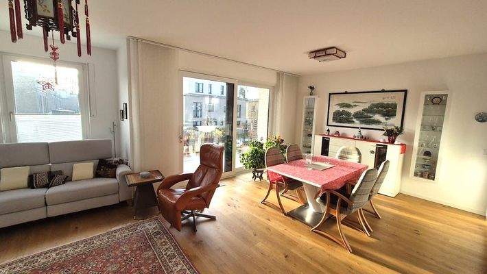 Ihr Wohnzimmer + Essbereich