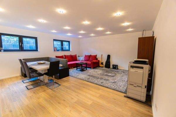 20 Keller Wohnküche.jpg