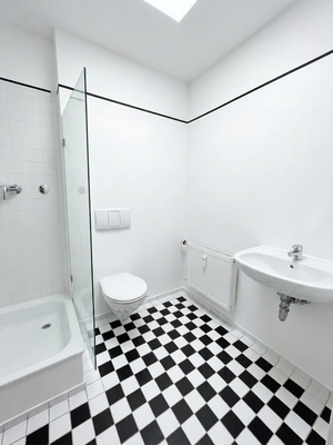 Badezimmer nach Renovierung 