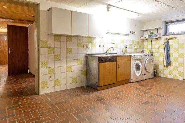 Waschküche im Keller (Gemeinschaftseigentum)