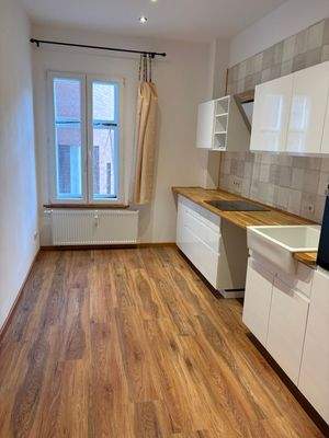 Küche mit Einbauküche