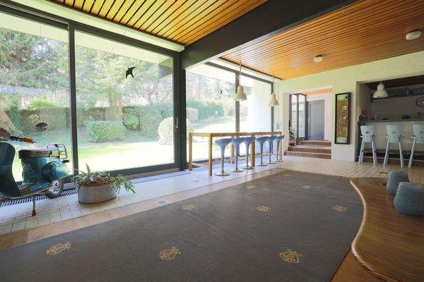 Poolhaus mit vielen Nutzungsmöglichkeiten