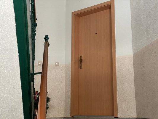 Wohnungstür Außenansicht