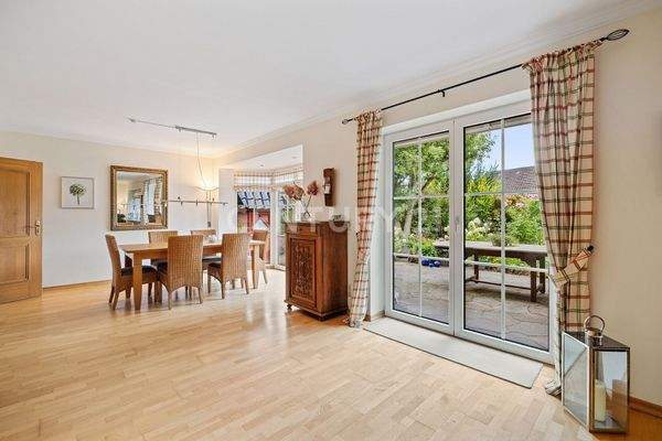 Großzügiger Terrassenzugang