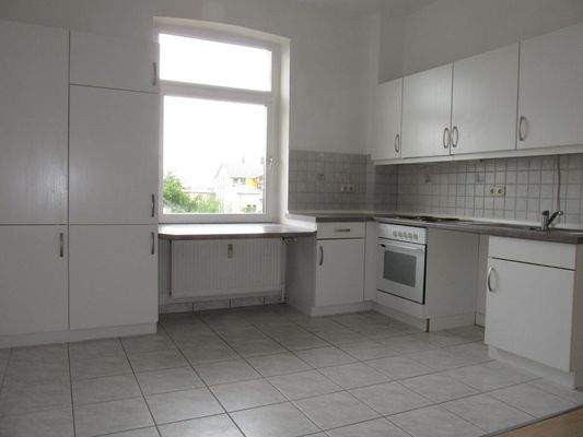 Wohnküche mit Einbauküche