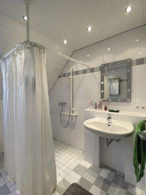 Badezimmer Dachgeschoss