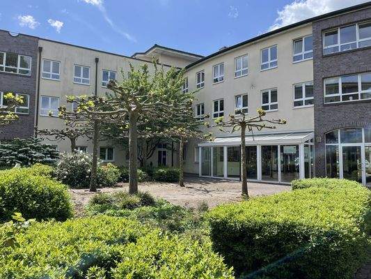 Terassenbereich, Hinterseite 