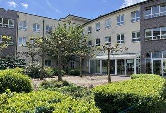 Terassenbereich, Hinterseite 