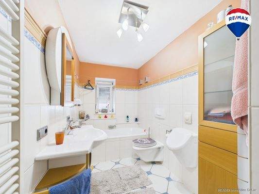 REMAX Immobilien DeLux Haus in Mettlach / Faha zu verkaufen