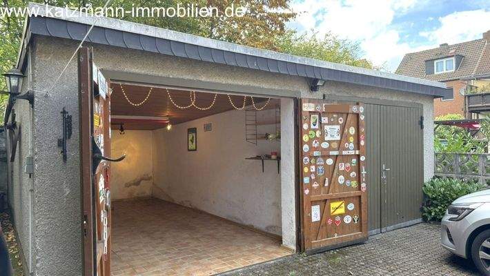 Doppelgarage (massive Bauweise)