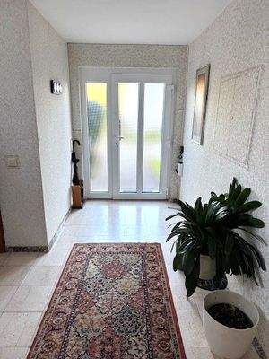 Hauseingangsbereich im Untergeschoss