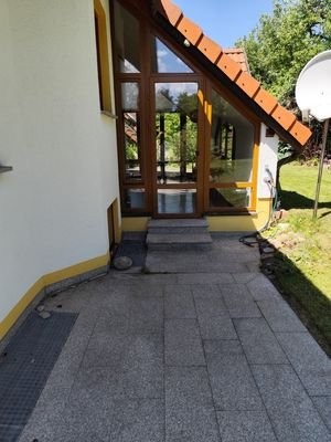 Terrasse vor dem Wintergarten