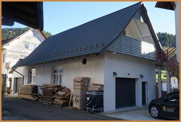 Werkstatt mit Garage