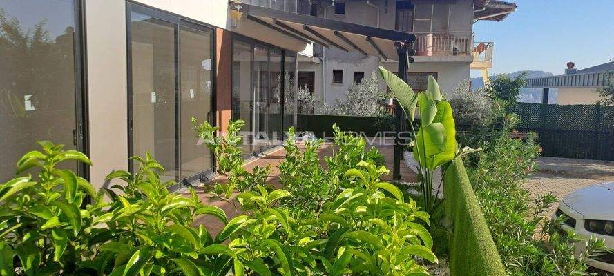 Ready-to-Move Sea-View Flats in a Complex with Pool in Alanya