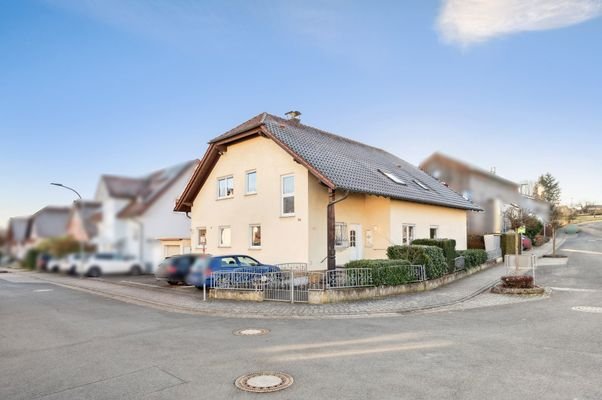 Straßenansicht
