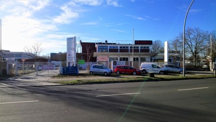 Grundstücksansicht von der Hauptstraße aus